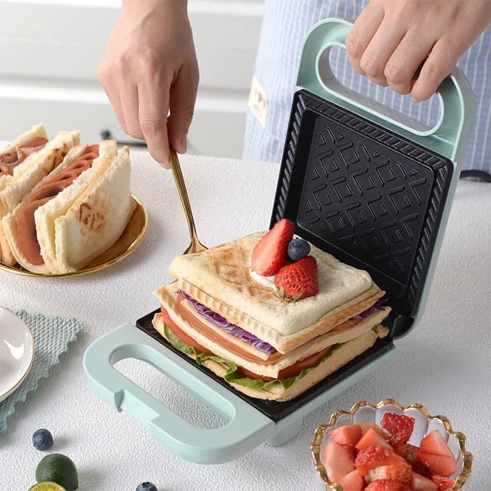 compact electric sandwich maker