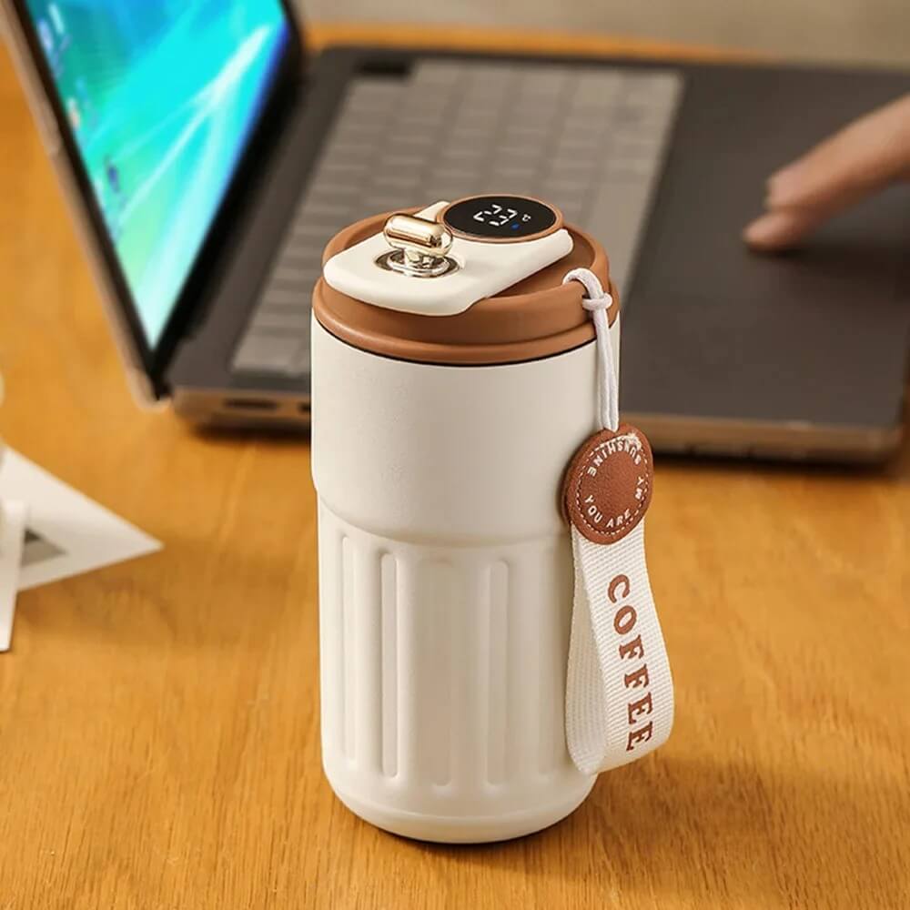 Smart Bottle with LED Temperature Display