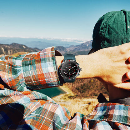 gps watch for travelling, hiking and outdoor activities
